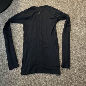 Lulu navy long sleeve